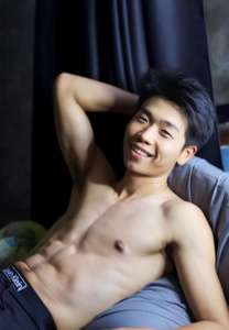 ize-smile ไอซ์ ทินกร