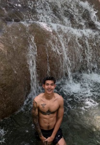 monchit-waterfall มนชิต วันนา